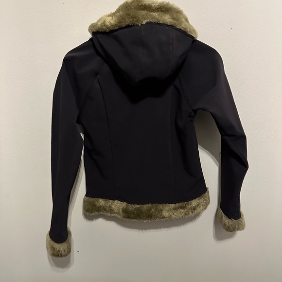 Marmot Women's Black Hooded Faux Furlong Trim Soft Shell Jacket Size S - Picture 2 of 6